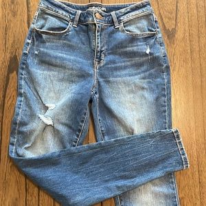 Ladies skinny high-rise jeans 👖 by Maurices size jr reg m